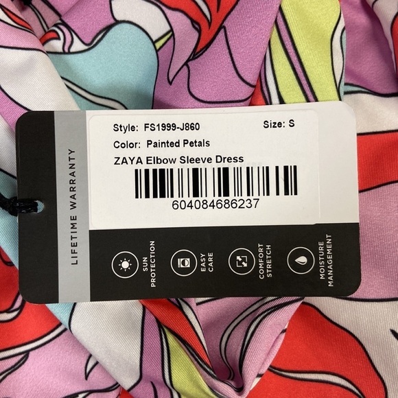TAIL Zaya UPF 50+ Elbow Sleeve Dress Painted Petals Multi Size Small NWT - Picture 6 of 7